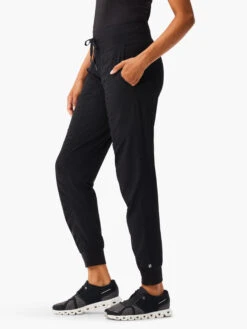 Tech Stretch Ruched Jogger -Deals Clothing Shop ACTBAS8870BLXPRODUCT 02