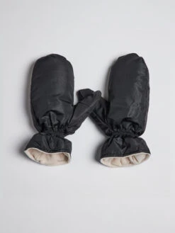 Hat Attack Apres Ski Mitten BLACK