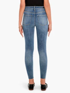 Liverpool - Abby Ankle Skinny Exposed Buttons LIGHT WASH -Deals Clothing Shop LM2600CH1LWSPRODUCT 04